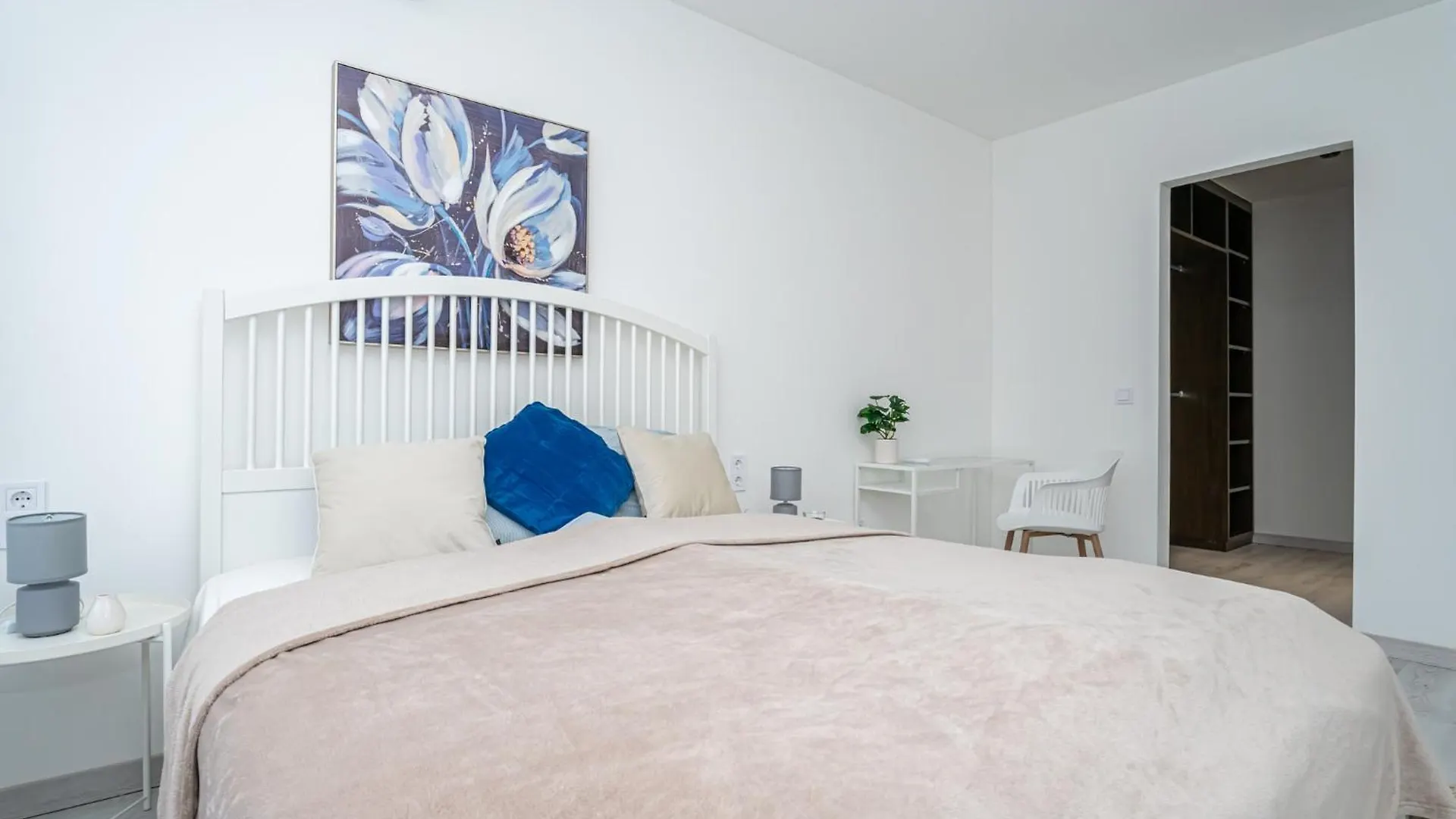 Luxy Hollo Gozsdu Court Apartment Budapest