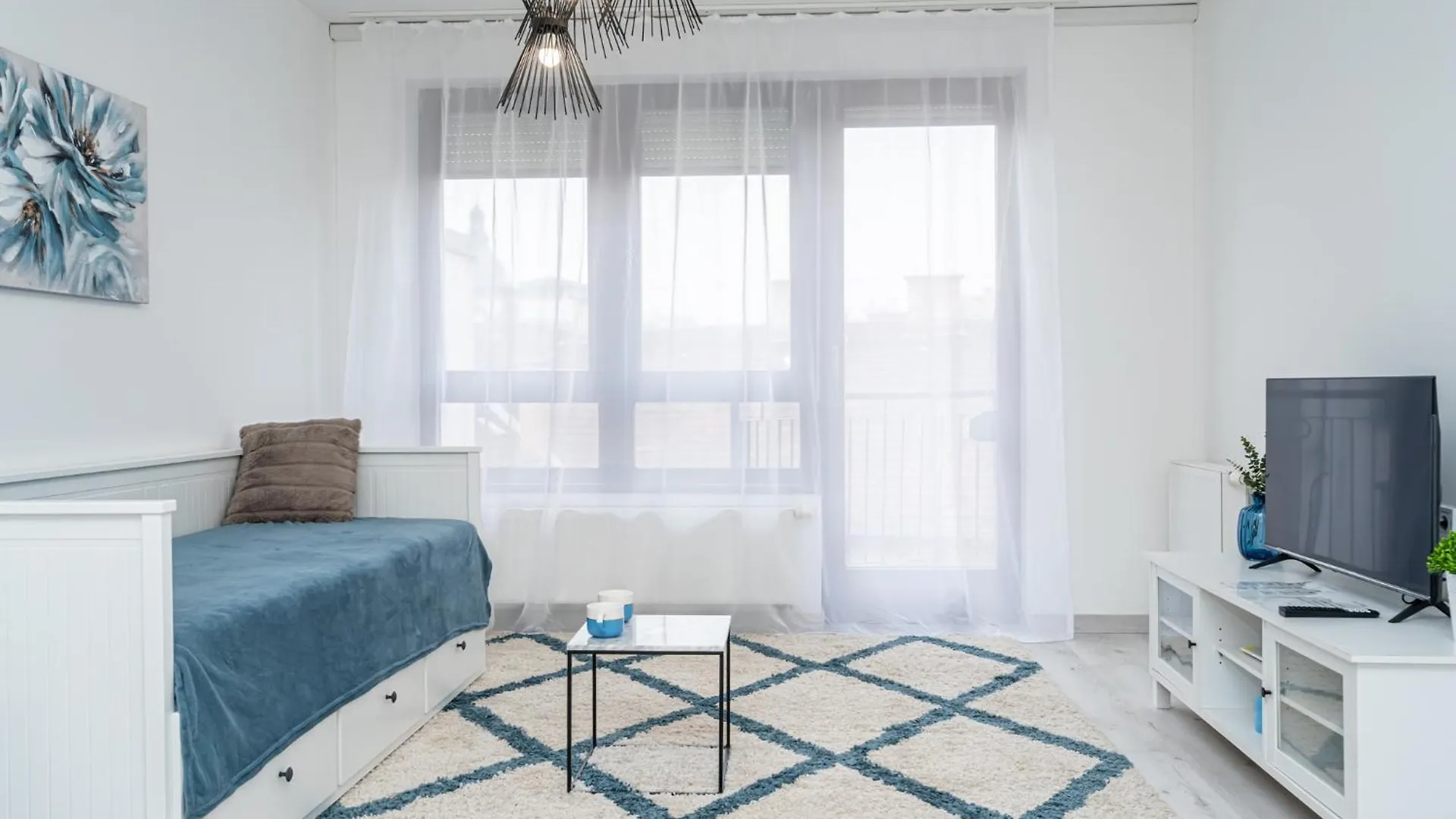 Luxy Hollo Gozsdu Court Apartment Budapest 0*,