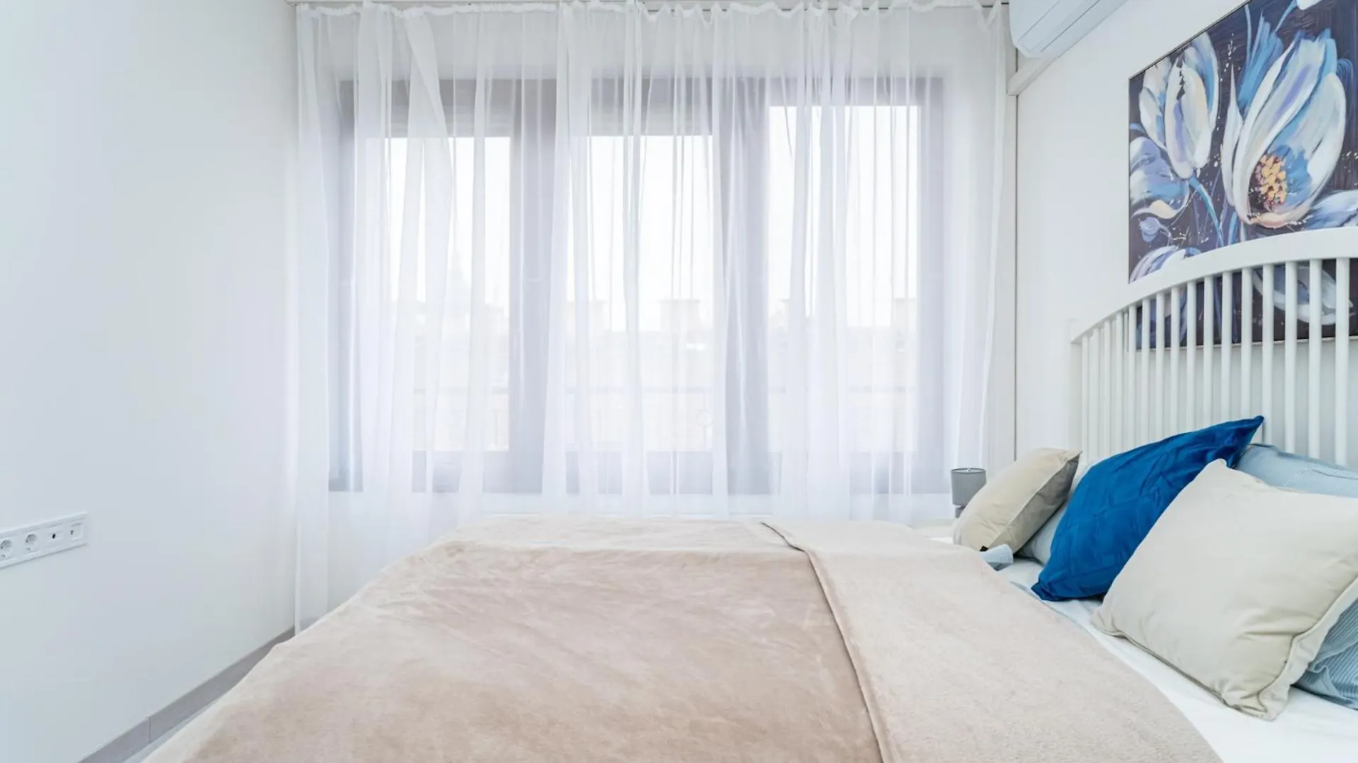 Luxy Hollo Gozsdu Court Apartment Budapest